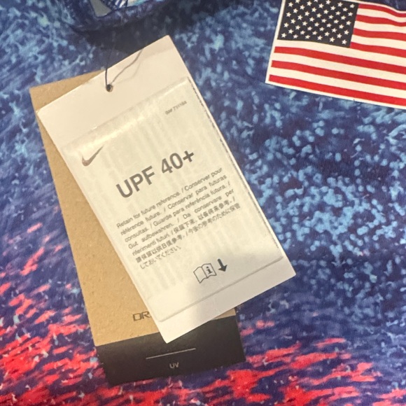 Nike Mens Red and Blue Track & Field Tee with UPF 40 - Picture 4 of 4